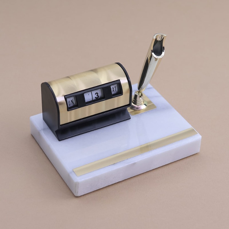 Vintage Pencil Stand with Perpetual Desk Calendar